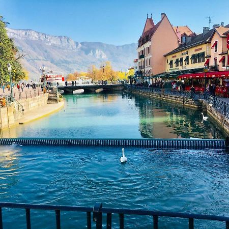 Le Boudoir Du Lac Annecy Exteriör bild